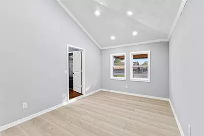 5402 Libbey Lane, Houston, TX 77092 - Photo 15