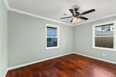 5402 Libbey Lane, Houston, TX 77092 - Photo 19