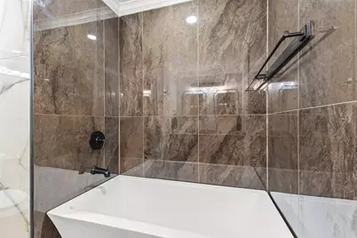 5402 Libbey Lane, Houston, TX 77092 - Photo 23