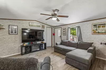 152 E Oak Shadows, Onalaska, TX 77360 - Photo 3