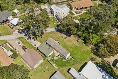 152 E Oak Shadows, Onalaska, TX 77360 - Photo 15