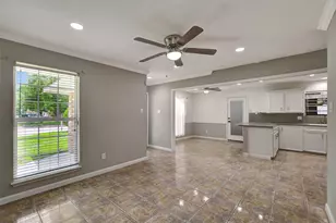 11803 Rhinebeck Dr, Houston, TX 77089 - Photo 11