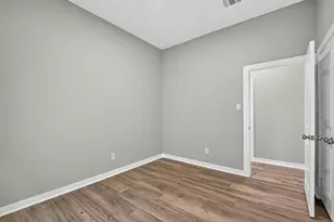 306 Bolden St, Houston, TX 77029 - Photo 13