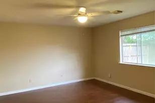 2927 Sailors Moon Dr, Friendswood, TX 77546 - Photo 9
