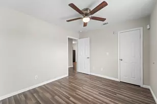 512 Hollyhock st, Prairie View, TX 77484 - Photo 7