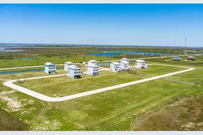 618 Arlo Terrace, Gilchrist, TX 77617 - Photo 1