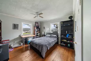 7303 Long Point Rd, Houston, TX 77055 - Photo 17