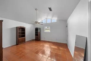 7303 Long Point Rd, Houston, TX 77055 - Photo 11
