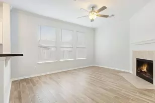 16630 Pademelon Dr, Sugar Land, TX 77498 - Photo 9