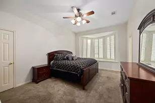 8807 Chelmsford Ln, Spring, TX 77379 - Photo 33