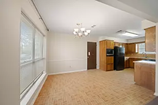 167 Thunderbird Dr, Conroe, TX 77304 - Photo 9