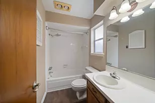 167 Thunderbird Dr, Conroe, TX 77304 - Photo 13