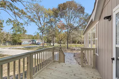 32 E Lake Road, Huntsville, TX 77320 - Photo 7