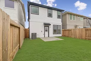 2934 Pk Hl Ln, Stafford, TX 77477 - Photo 3