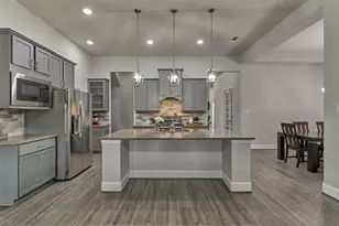 10660 Red Tail Pl, Conroe, TX 77385 - Photo 9