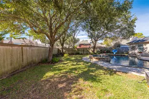 700 Red Oak Ln, Friendswood, TX 77546 - Photo 43