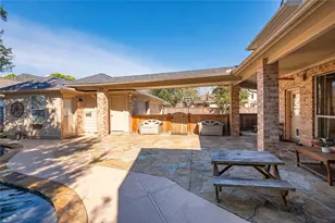 700 Red Oak Ln, Friendswood, TX 77546 - Photo 39