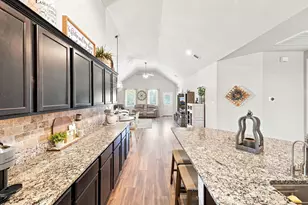 11307 Dawn Beach Ln, Conroe, TX 77304 - Photo 17