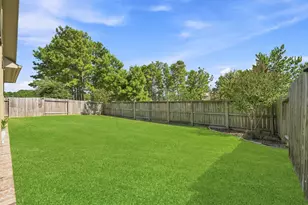 11307 Dawn Beach Ln, Conroe, TX 77304 - Photo 43
