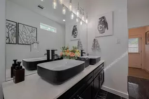 1902 Dan St, Houston, TX 77020 - Photo 23