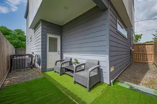1902 Dan St, Houston, TX 77020 - Photo 35