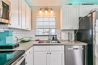 4126 Reeves Drive, Galveston, TX 77554 - Photo 19