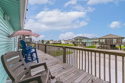 4126 Reeves Drive, Galveston, TX 77554 - Photo 13