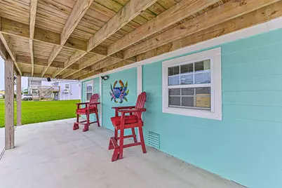 4126 Reeves Drive, Galveston, TX 77554 - Photo 7