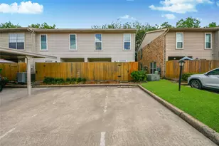 10615 Briar Forest Dr, Houston, TX 77042 - Photo 33