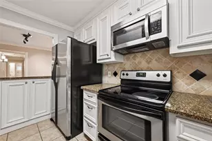 4727 Merwin St, Houston, TX 77027 - Photo 29