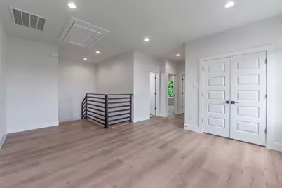 9313 Jutland Road, Houston, TX 77033 - Photo 19