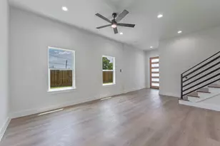 9313 Jutland Rd, Houston, TX 77033 - Photo 5