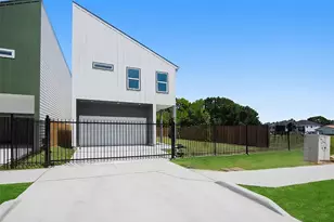 9313 Jutland Rd, Houston, TX 77033 - Photo 29