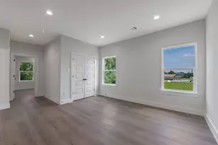 9313 Jutland Rd, Houston, TX 77033 - Photo 19