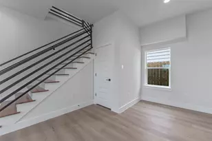 9313 Jutland Rd, Houston, TX 77033 - Photo 11