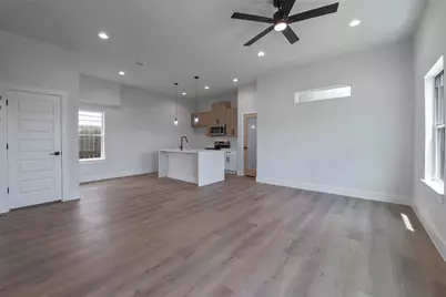 9313 Jutland Road, Houston, TX 77033 - Photo 5
