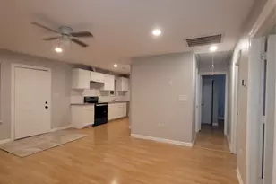 7608 E Magnolia St, Houston, TX 77012 - Photo 7