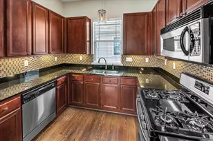 1715 W 24th St, Houston, TX 77008 - Photo 19