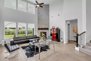 13827 Laurel Colony Trl, Houston, TX 77059 - Photo 17