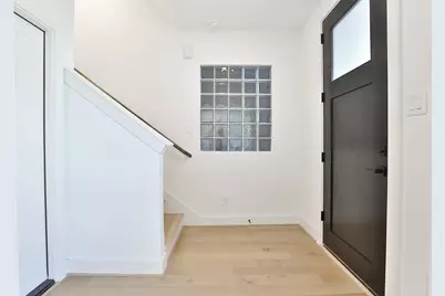 1016 W 15th 1/2 Street #B, Houston, TX 77008 - Photo 3