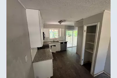 7818 Pin Oak Road, Alvin, TX 77511 - Photo 3