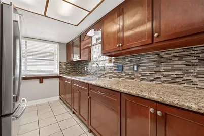 7403 Shady Vale Lane, Houston, TX 77040 - Photo 17