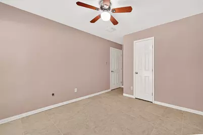 7403 Shady Vale Lane, Houston, TX 77040 - Photo 35