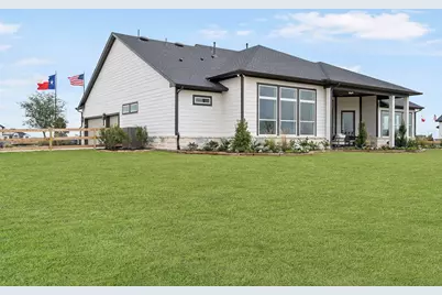 2005 Whispering Oaks Lane, Waller, TX 77484 - Photo 3