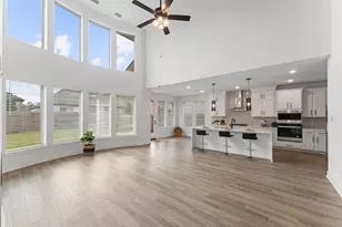 1027 Windy Creek Path, Conroe, TX 77304 - Photo 11
