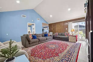11562 Bellspring Dr, Houston, TX 77072 - Photo 9