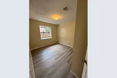 5429 Ridge Wind Lane, Houston, TX 77053 - Photo 5