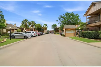 2121 Hepburn Street #820, Houston, TX 77054 - Photo 33