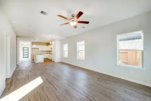 277 Green Juniper Wy, Pattison, TX 77423 - Photo 5