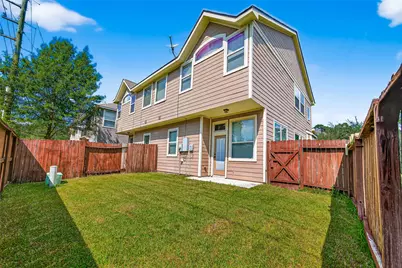 110 Cheswood Manor Drive, The Woodlands, TX 77382 - Photo 39